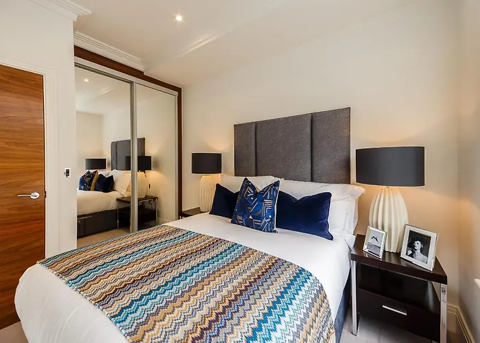 Palace Wharf Apartments