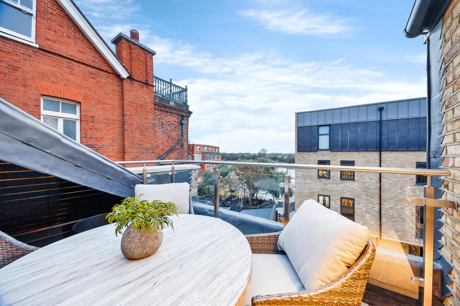 Palace Wharf Апартаменты *